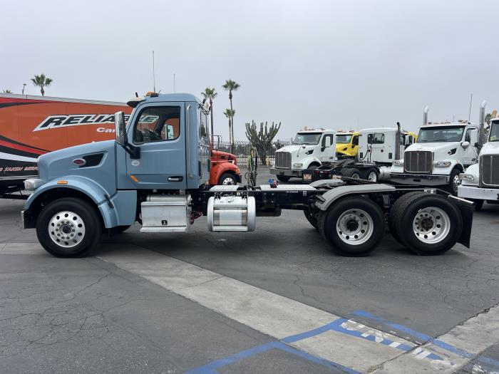 2022 Peterbilt 567-8