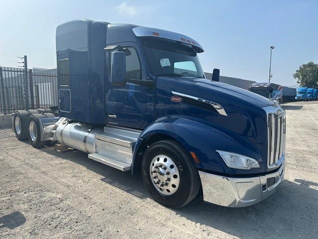 2022 Peterbilt 579-10