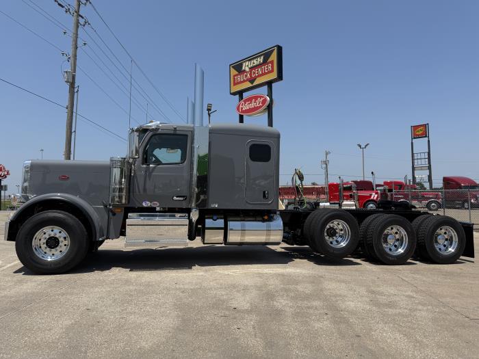 2026 Peterbilt 589-4