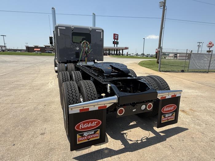 2026 Peterbilt 589-8