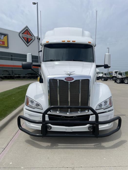 2022 Peterbilt 579-2