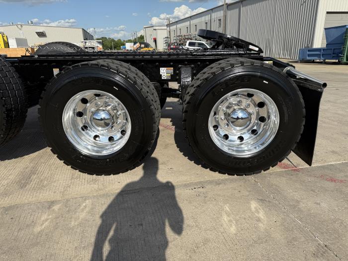 2026 Peterbilt 567-19