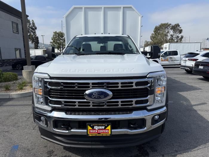 2025 Ford F-550-7