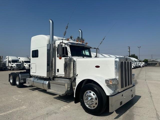 2020 Peterbilt 389-13