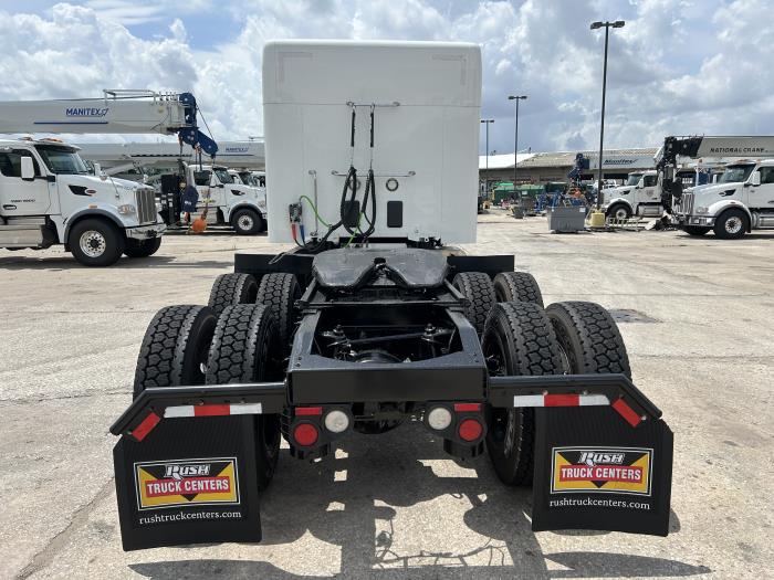 2023 Peterbilt 579-4