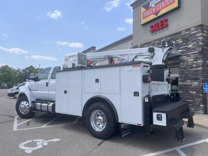 2026 Ford F-750-4