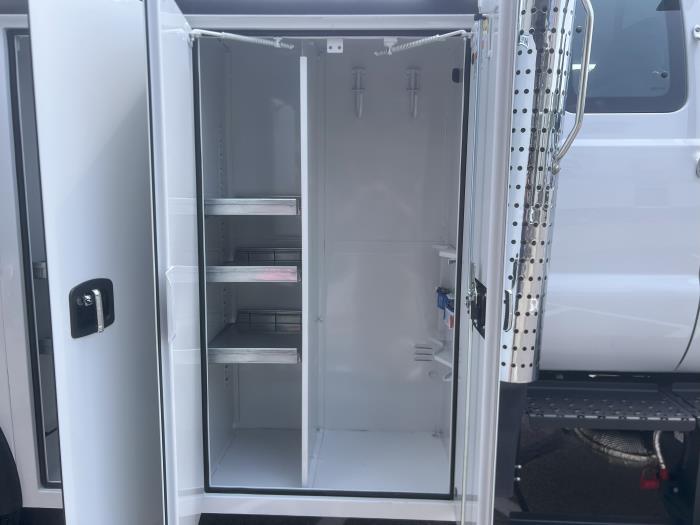 2026 Ford F-750-10