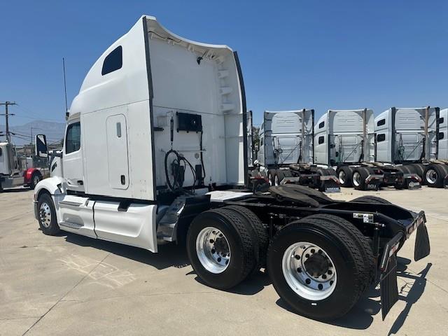 2022 Peterbilt 579-17