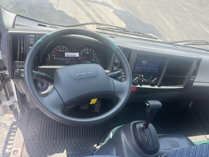 2024 Isuzu NPR-HD-2