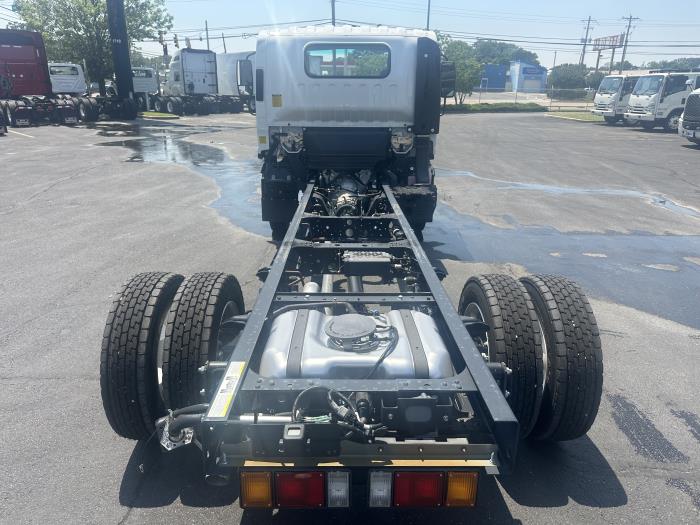 2024 Isuzu NPR-HD-9