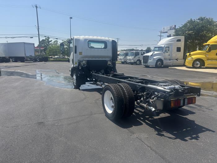 2024 Isuzu NPR-HD-10