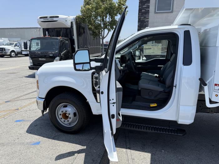 2025 Ford F-350-14