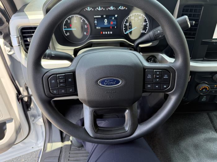 2025 Ford F-350-23