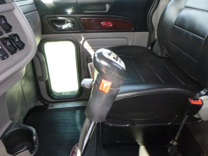 2020 Peterbilt 389-22
