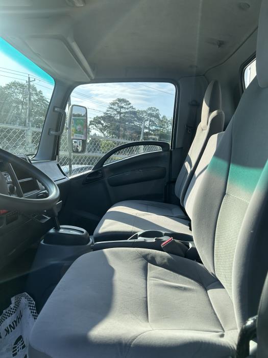 2017 Isuzu NRR-6