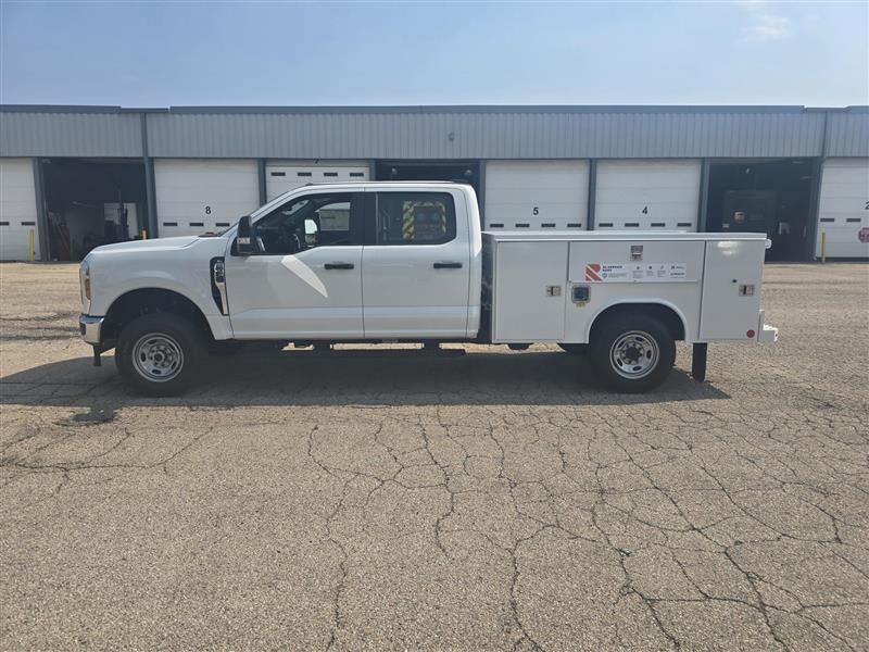 2025 Ford F-250 Crew Cab 4x4 Reading Service Truck for sale #1914712 - photo 3
