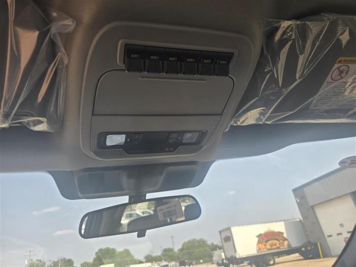 2025 Ford F-250-13