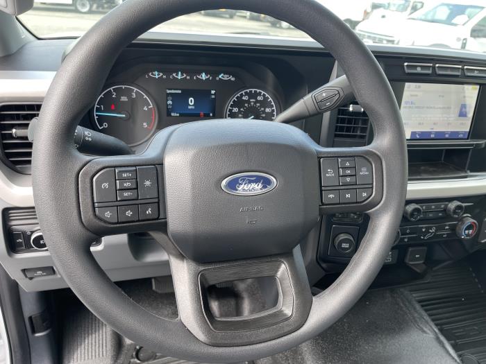 2025 Ford F-550-20