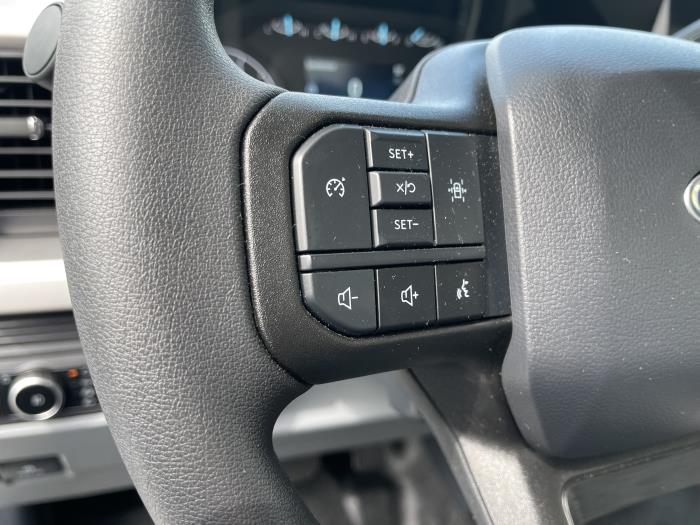 2025 Ford F-550-22