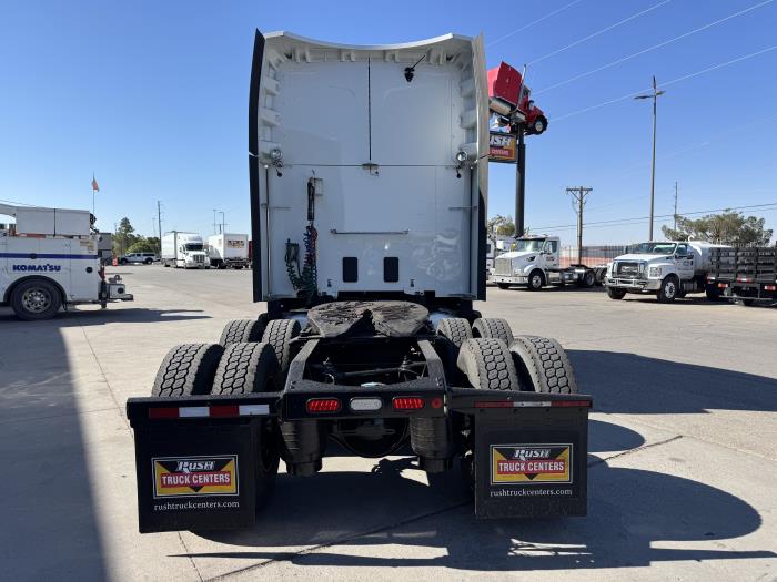 2021 Peterbilt 579-6