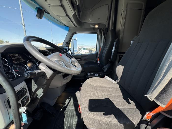 2021 Peterbilt 579-17