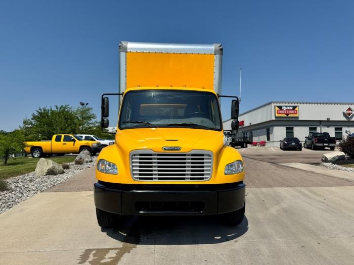 2019 Freightliner Business Class M2 106-1