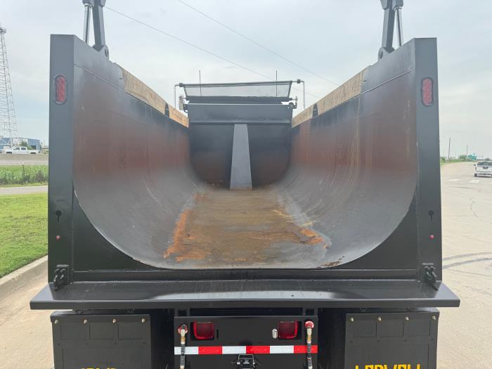 2026 Peterbilt 567-18