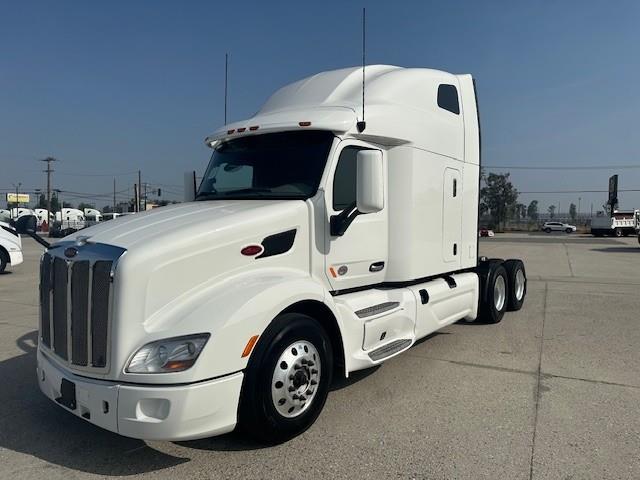 2022 Peterbilt 579-1