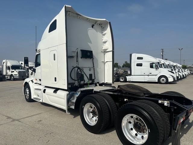 2022 Peterbilt 579-10