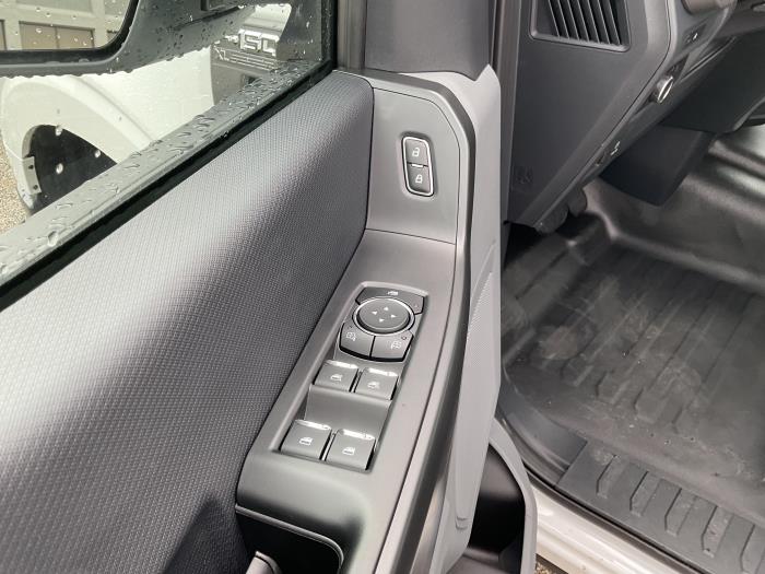 2025 Ford F-150-11