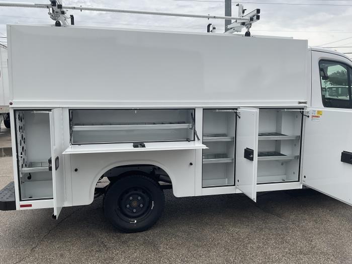 2025 Ford Transit-350-8