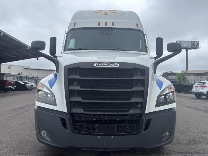 2021 Freightliner Cascadia-9