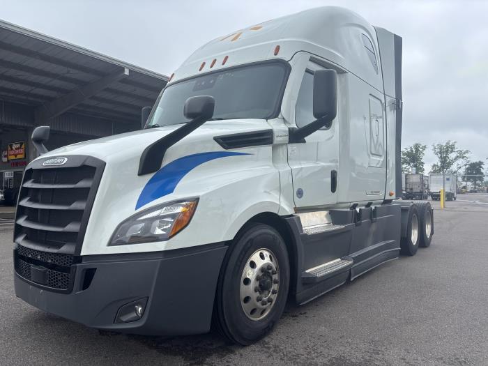 2021 Freightliner Cascadia-11