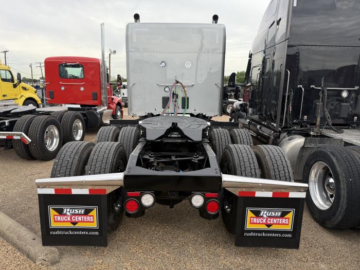 2026 Peterbilt 589-3