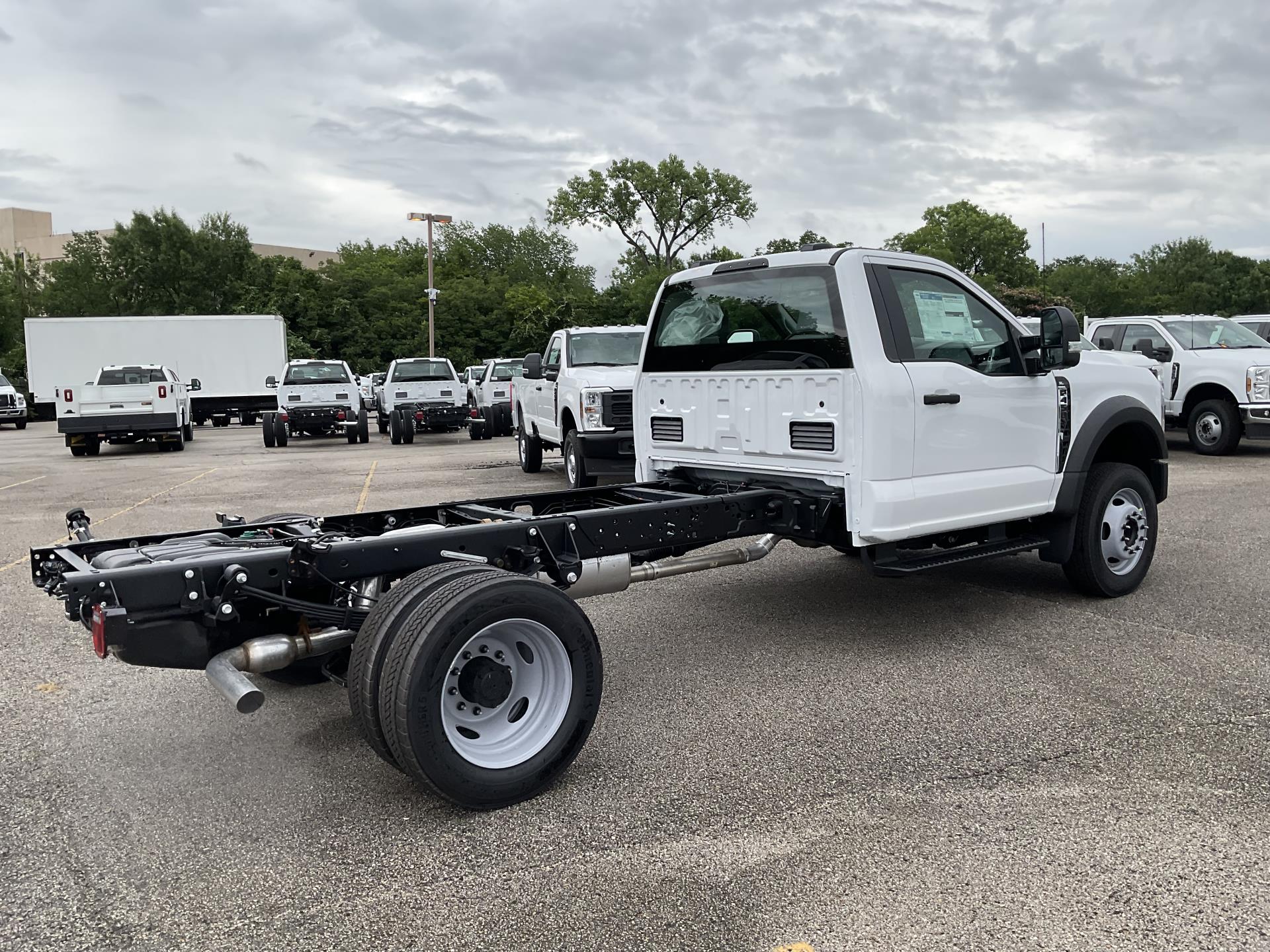 New 2025 Ford F-450 XL Regular Cab Cab Chassis for sale #1894532 - photo 7