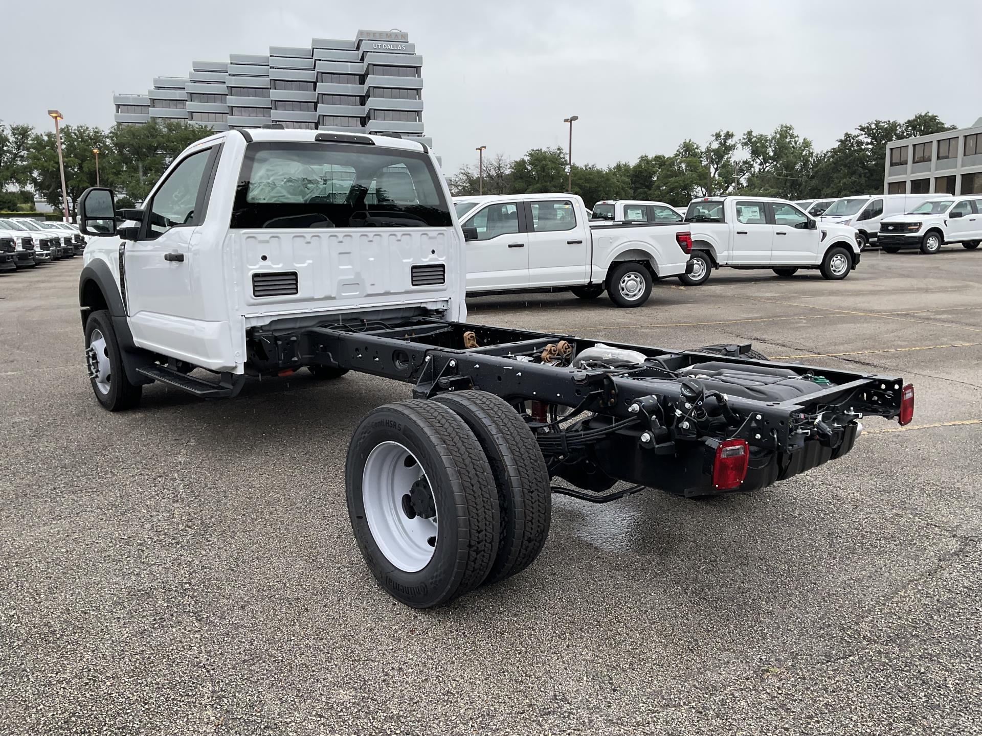 New 2025 Ford F-450 XL Regular Cab Cab Chassis for sale #1894532 - photo 2