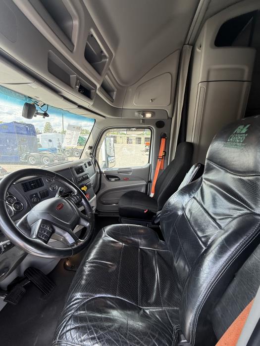 2020 Peterbilt 579-11