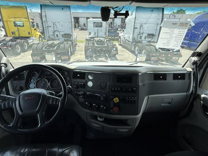 2020 Peterbilt 579-19