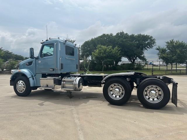 2022 Peterbilt 567-4
