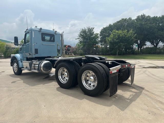 2022 Peterbilt 567-5