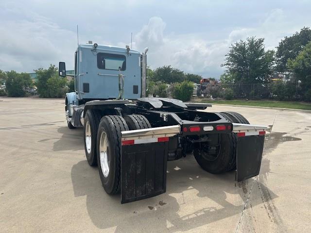 2022 Peterbilt 567-6