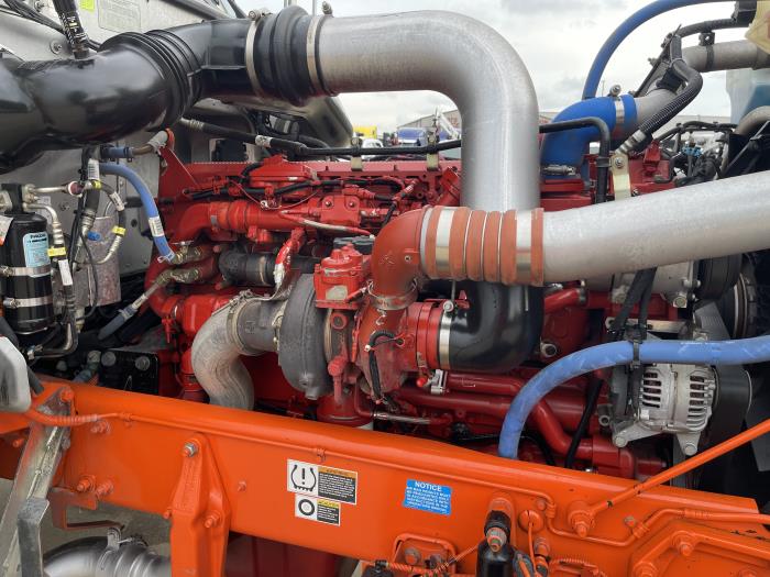 2022 Peterbilt 389-32