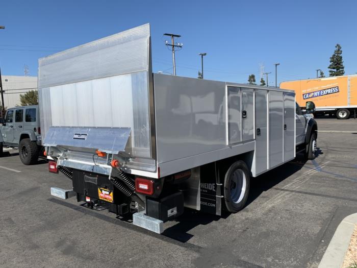 2025 Ford F-550-5