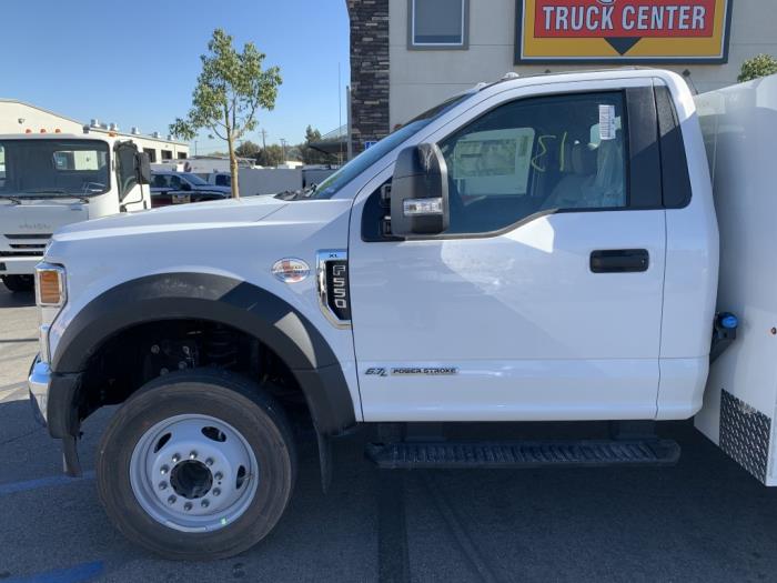 2025 Ford F-550-22