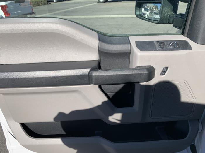 2025 Ford F-550-25