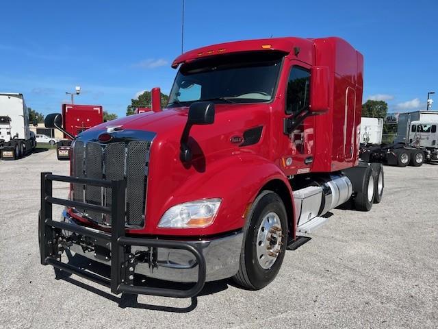 2022 Peterbilt 579-1