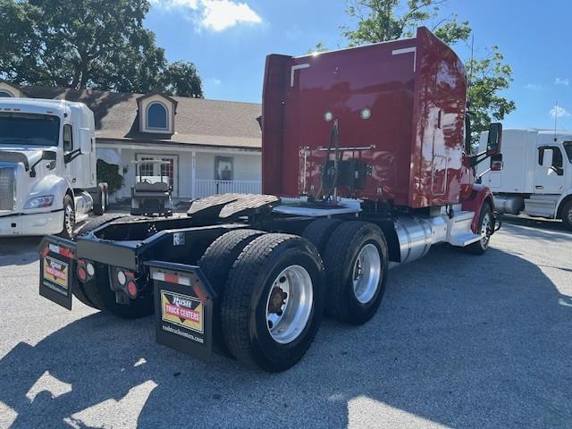 2022 Peterbilt 579-9