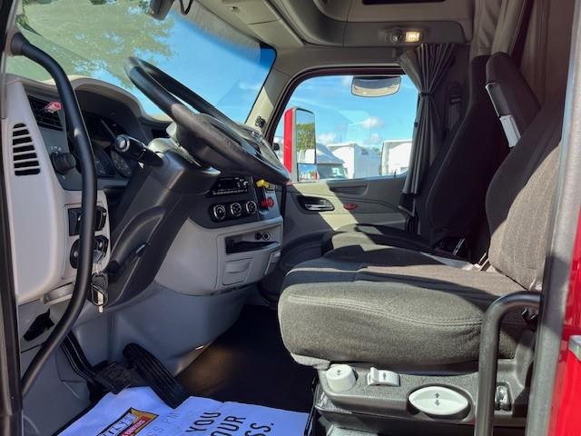 2022 Peterbilt 579-17