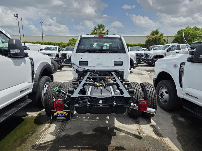 2025 Ford F-350-4