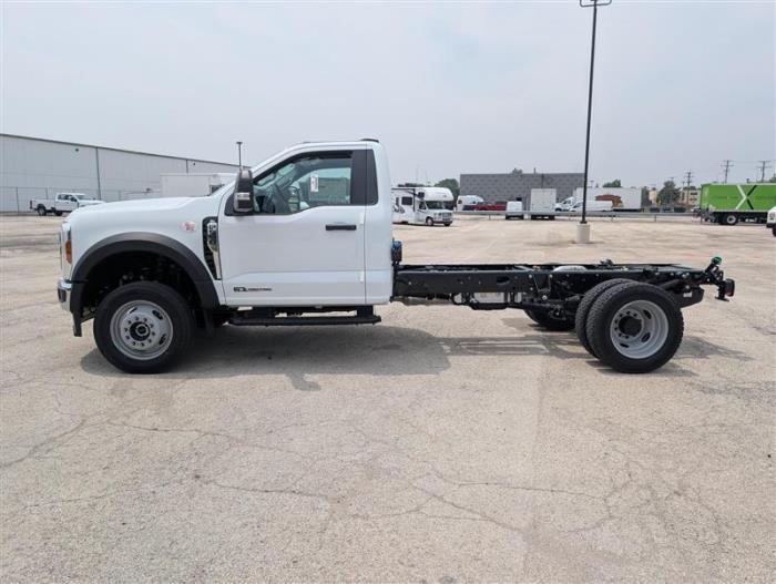 2025 Ford F-550-5